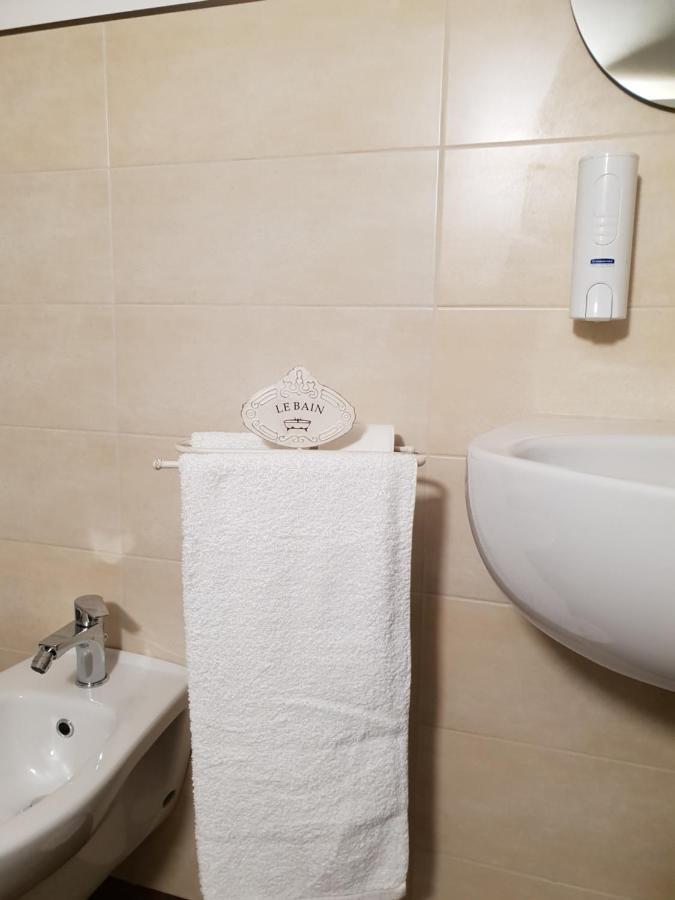 B&B Imbriani 24 Ночи Екстериор снимка